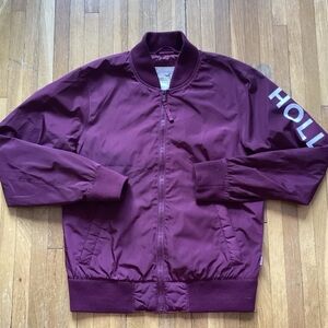 Hollister Men's Size Small Solid Maroon Full-Zip Windbreaker Jacket,Logo Print